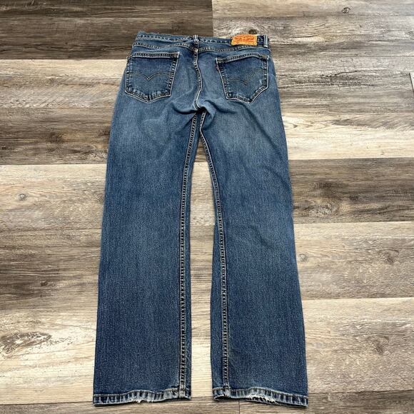 Levis 505 Red Tab Faded Blue Mens 32x29 Regular Fit Straight Leg Mid Wash Jeans - Picture 1 of 16